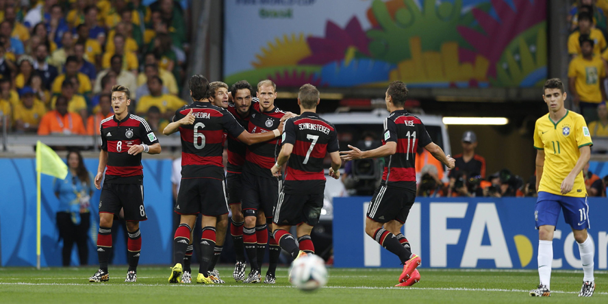 Deutschland schlug Brasilien mit 7:1.