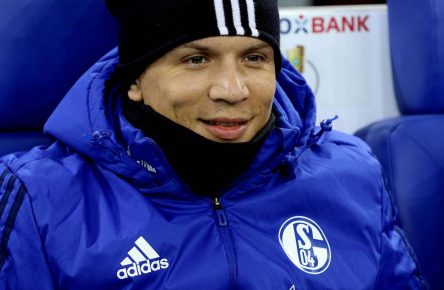 Evgen Konoplyanka sitzt bei Schalke immer häufiger auf der Bank