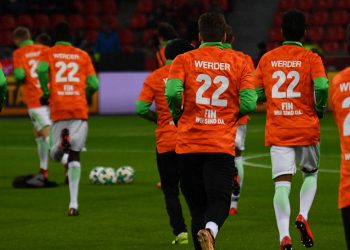 Die Werder-Stars drückten ihre Solidarität mit Fin Bartels aus.