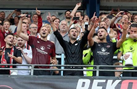 Der 1. FC Nürnberg feiert den Aufstieg