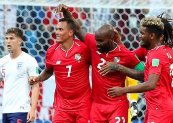 England konsterniert, Panama feiert: Felipe Baloy erzielte gerade das 1_6