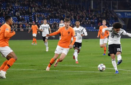 Deutschland gegen Holland, Sane trifft