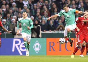 Max Kruse von Werder Bremen im Spiel gegen den FC Bayern München