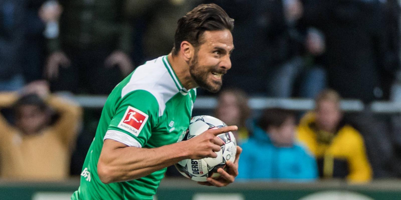 Claudio Pizarro vom SV Werder Bremen