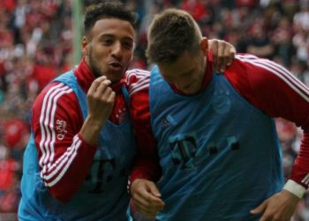Corentin Tolisso (l.) und Niklas Süle könnten beim FC Bayern in der kommenden Saison richtig durchstarten.