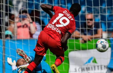 Moussa Diaby trifft für Bayer Leverkusen