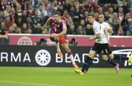 Robert Lewandowski erzielte gegen den SC Paderborn seinen ersten Treffer in der Allianz Arena.
FC Bavaria Munich vs SC Paderborn 07 Football Bundesliga Alliance Arena Munich 23 09 2014 in Picture Robert Lewandowski Patrick Ziegler