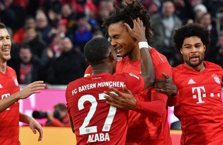 Torjubel um Joshua ZIRKZEE Bayern Muenchen nach Tor zum 1-0 mit David ALABA Bayern Muenchen, re:Serge GNABRY FC Bayern Muenchen, li:Ivan PERISIC Bayern Muenchen. Jubel,Freude,Begeisterung, Fussball 1. Bundesliga,17.Spieltag,Spieltag17, FC Bayern Muenchen M -VFL Wolfsburg 2-0,WOB, am 21.12..2019 in Muenchen A L L I A N Z A R E N A, DFL REGULATIONS PROHIBIT ANY USE OF PHOTOGRAPHS AS IMAGE SEQUENCES AND/OR QUASI-VIDEO. *** Goal celebration for Joshua ZIRKZEE Bayern Muenchen after scoring the goal for the 10th time with David ALABA Bayern Muenchen, Serge GNABRY FC Bayern Muenchen, Ivan PERISIC Bayern Muenchen, joy, enthusiasm, soccer 1 Bundesliga,17 Matchday, Matchday17, FC Bayern M Munich M VFL Wolfsburg 2 0, WOB , on 21 12 2019 in Munich A L L I A N Z A R E N A, DFL REGULATIONS PROHIBIT ANY USE OF PHOTOGRAPHS AS IMAGE SEQUENCES AND OR QUASI VIDEO