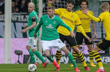 v.li.: Nick Woltemade SV Werder Bremen, 41 und Mats Hummels Borussia Dortmund, BVB, 15 im Zweikampf, Duell, Dynamik, Aktion, Action, Spielszene, DIE DFL-RICHTLINIEN UNTERSAGEN JEGLICHE NUTZUNG VON FOTOS ALS SEQUENZBILDER UND/ODER VIDEOAHNLICHE FOTOSTRECKEN. DFL REGULATIONS PROHIBIT ANY USE OF PHOTOGRAPHS AS IMAGE SEQUENCES AND/OR QUASI-VIDEO., 22.02.2020, Bremen Deutschland, Fussball, Bundesliga, SV Werder Bremen - Borussia Dortmund *** From left to right Nick Woltemade SV Werder Bremen, 41 and Mats Hummels Borussia Dortmund, BVB, 15 in the duel, duel, dynamics, action, action, game scene, THE DFL GUIDELINES DO NOT PROHIBIT ANY USE OF PHOTOGRAPHS AS IMAGE SEQUENCES AND OR QUASI VIDEO , 22 02 2020, Bremen Germany , Football, Bundesliga, SV Werder Bremen Borussia Dortmund xobx