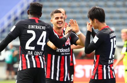 Danny da Costa, Andre Silva und Daichi Kamada von Eintracht Frankfurt