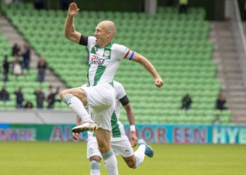 Arjen Robben trifft für Groningen im Testspiel gegen Bielefeld