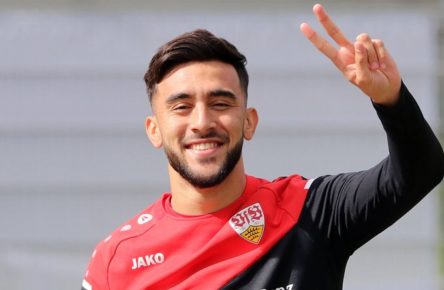 06.04.21 VfB Stuttgart Training Deutschland, Stuttgart, 06.04.2021, Fussball, Bundesliga, Saison 2020/2021, VfB Stuttgart Training: Nicolas Gonzalez. *** 06 04 21 VfB Stuttgart training Germany, Stuttgart, 06 04 2021, football, Bundesliga, season 2020 2021, VfB Stuttgart training Nicolas Gonzalez