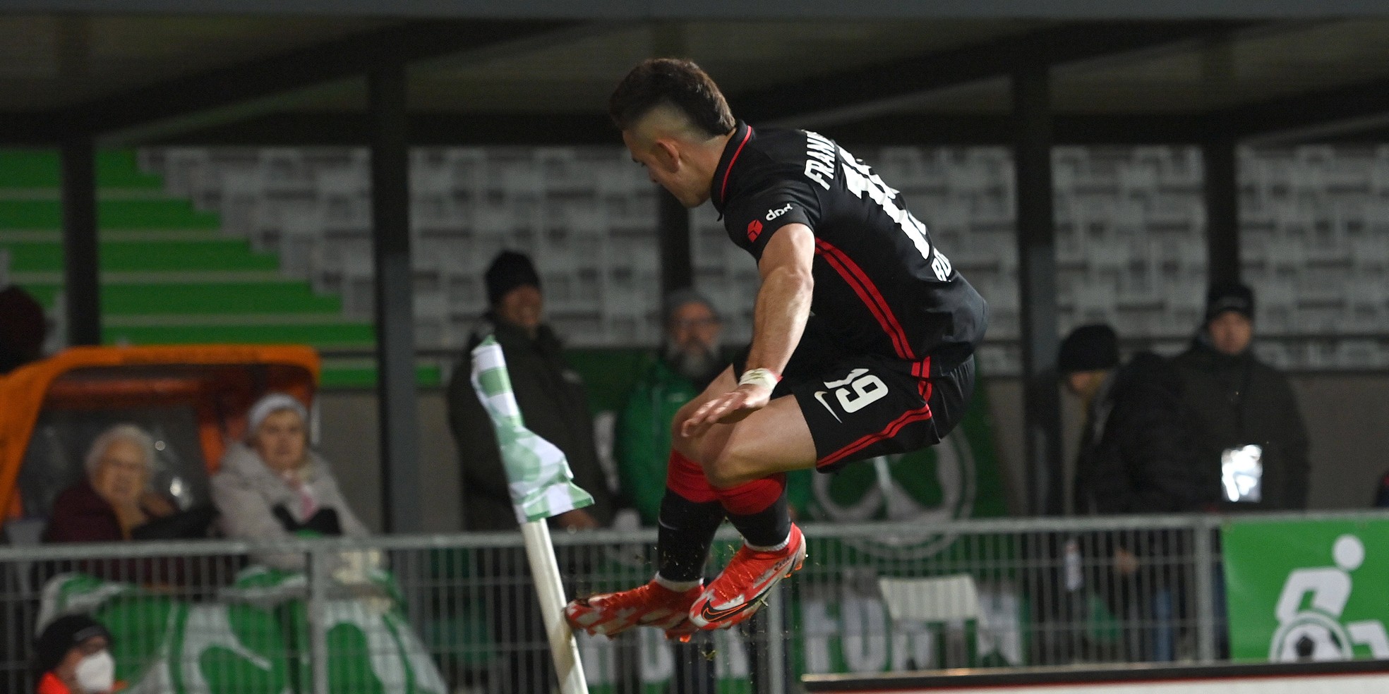 Rafael Santos Borre trifft für Eintracht Frankfurt