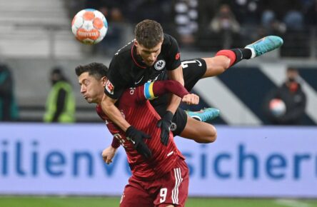 Transfergerüchte Bundesliga: Wechselt Ajdin Hrustic von Eintracht Frankfurt zum FC Augsburg?