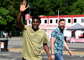 Transfergerüchte: Verlässt Taiwo Awoniyi die Bundesliga?