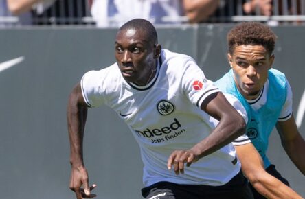 Drei Treffer im ersten der Eintracht-Testspiele: Randal Kolo Muani