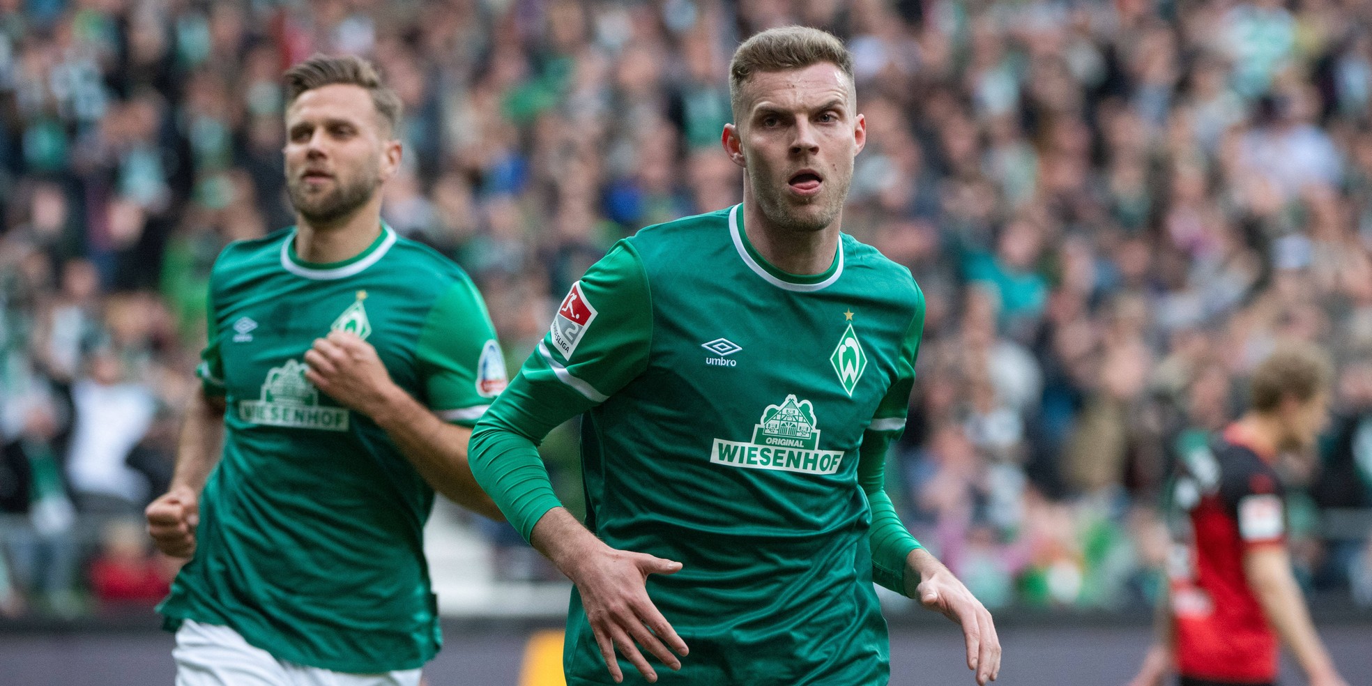 Der SV Werder Bremen mit den Stürmern Marvin Ducksch und Niclas Füllkrug