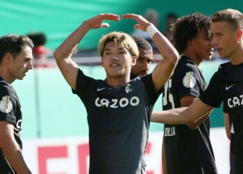 Ritsu Doan trifft für den SC Freiburg im DFB-Pokal