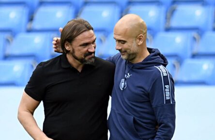 Daniel Farke umarmt Pep Guardiola - die neue Borussia Barcelona