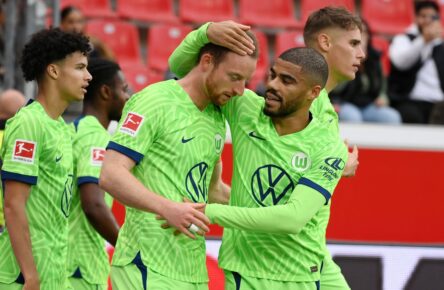 VfL Wolfsburg: Paredes, Arnold und Paulo Otavio jubeln