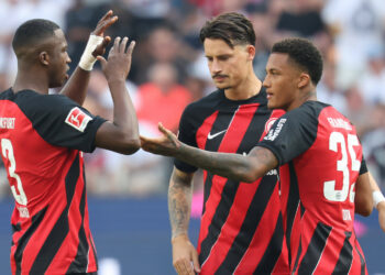Eintracht Frankfurt: Robin Koch, Tuta und Willian Pacho