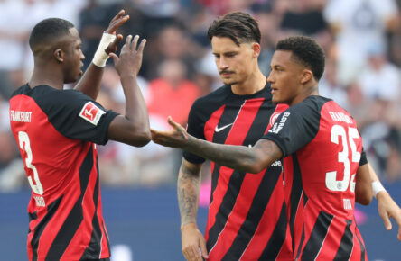 Eintracht Frankfurt: Robin Koch, Tuta und Willian Pacho