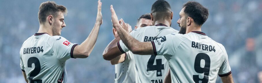 Transfergerüchte: Bayer Leverkusen sortiert sich - Stanisic und Iglesias vorerst weg
