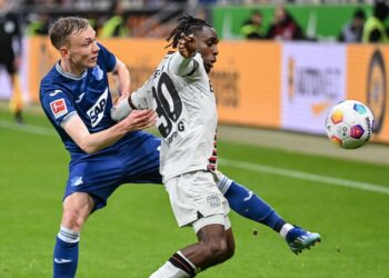Bundesliga-Transfers: Wechseln Maximilian Beier & Jeremie Frimpong?