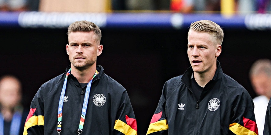 Maximilian Mittelstädt und Chris Führich (VfB Stuttgart) beim DFB