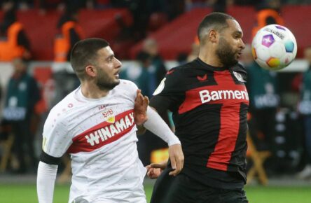 Jonathan Tah im Spiel Bayer Leverkusen - VfB Stuttgart