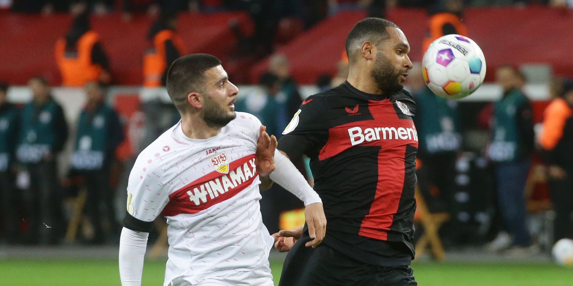 Jonathan Tah im Spiel Bayer Leverkusen - VfB Stuttgart