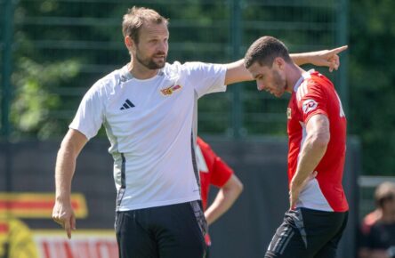 Union Berlin: Trainer Bo Svensson & Robin Gosens