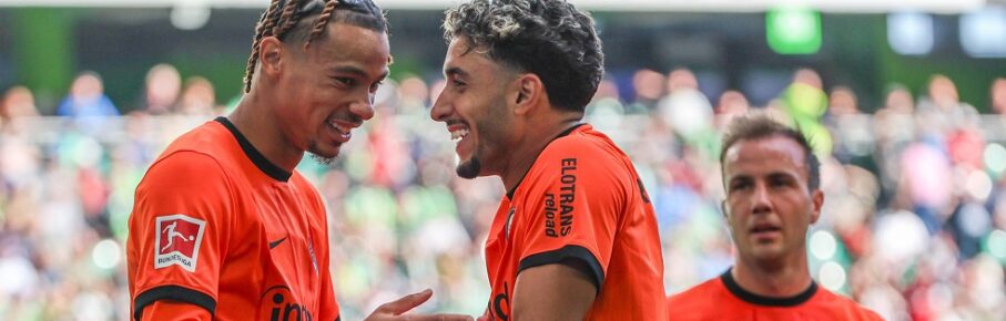 1. Bundesliga - VfL Wolfsburg - Eintracht Frankfurt am 14.09.2024 in der Volkswagen Arena in Wolfsburg Jubel, Torjubel, Torschuetze, Torschütze Omar Marmoush Frankfurt 7 jubelt nach seinem Tor zum 0 zu 1 mit Hugo Ekitike Frankfurt 11 *** 1 Bundesliga VfL Wolfsburg Eintracht Frankfurt on 14 09 2024 at the Volkswagen Arena in Wolfsburg Cheering, goal celebration, goal scorer, goal scorer Omar Marmoush Frankfurt 7 cheers after his goal for 0 to 1 with Hugo Ekitike Frankfurt 11 MH