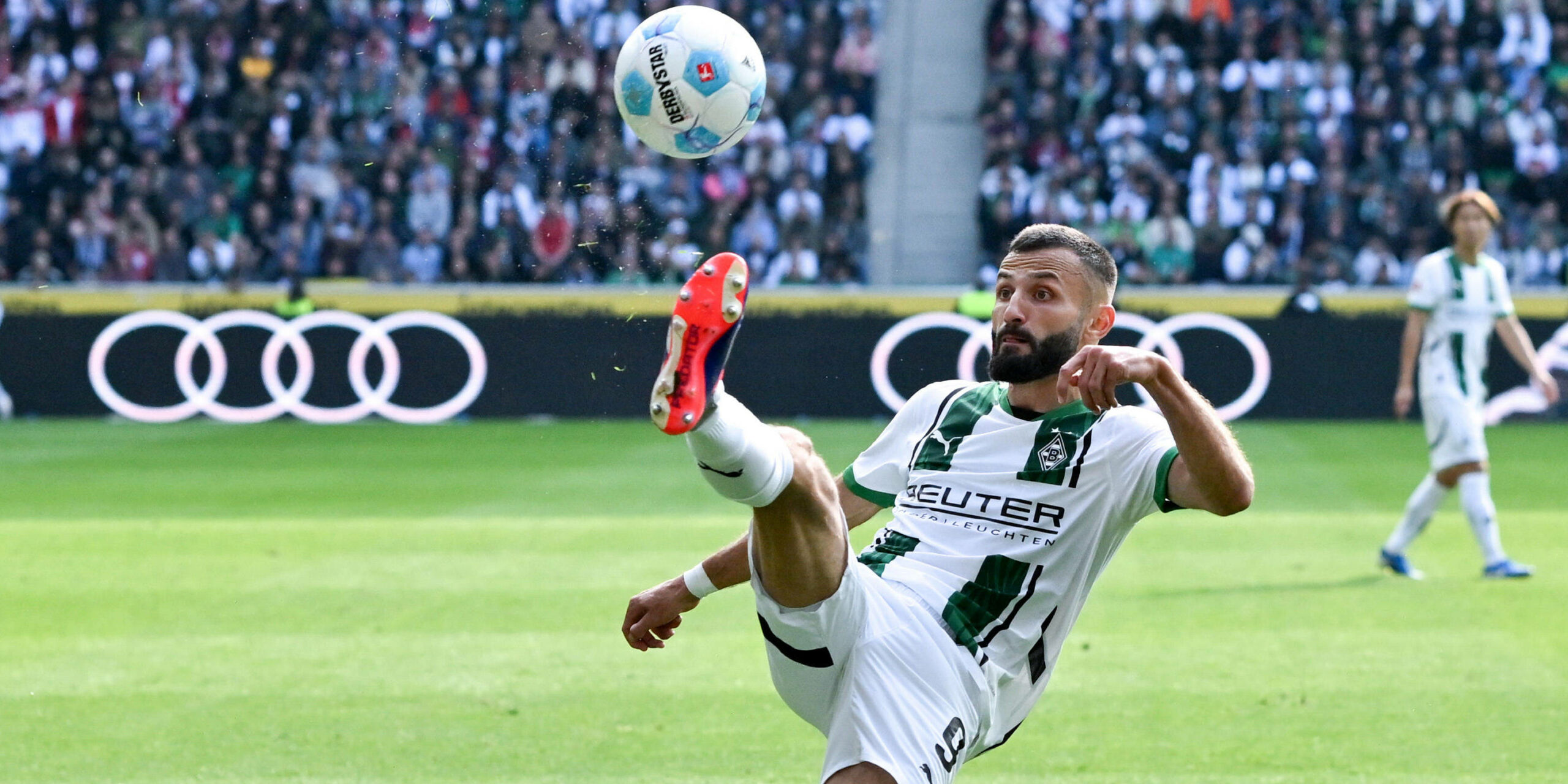 Franck Honorat am Ball für Borussia Mönchengladbach