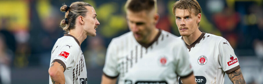 18.10.2024: Fußball: Borussia Dortmund-FC St. Pauli, 7. Spieltag im Signal-Iduna-Park. St. Paulis Jackson Irvine l-r, St. Paulis Johannes Eggestein und St. Paulis Eric Smith sind enttäuscht. WICHTIGER HINWEIS: Gemäß den Vorgaben der DFL und des DFB ist es untersagt, in dem Stadion und/oder vom Spiel angefertigte Fotoaufnahmen in Form von Sequenzbildern und/oder videoähnlichen Fotostrecken zu verwerten bzw. verwerten zu lassen. *** 18 10 2024 Football Borussia Dortmund FC St Pauli, Matchday 7 at Signal Iduna Park St Paulis Jackson Irvine l r , St Paulis Johannes Eggestein and St Paulis Eric Smith are disappointed IMPORTANT NOTE In accordance with the regulations of the DFL and the DFB, it is prohibited to exploit or have exploited photographs taken in the stadium and or of the match in the form of sequential images and or video-like photo series Copyright: xKirchner/DavidxInderliedx