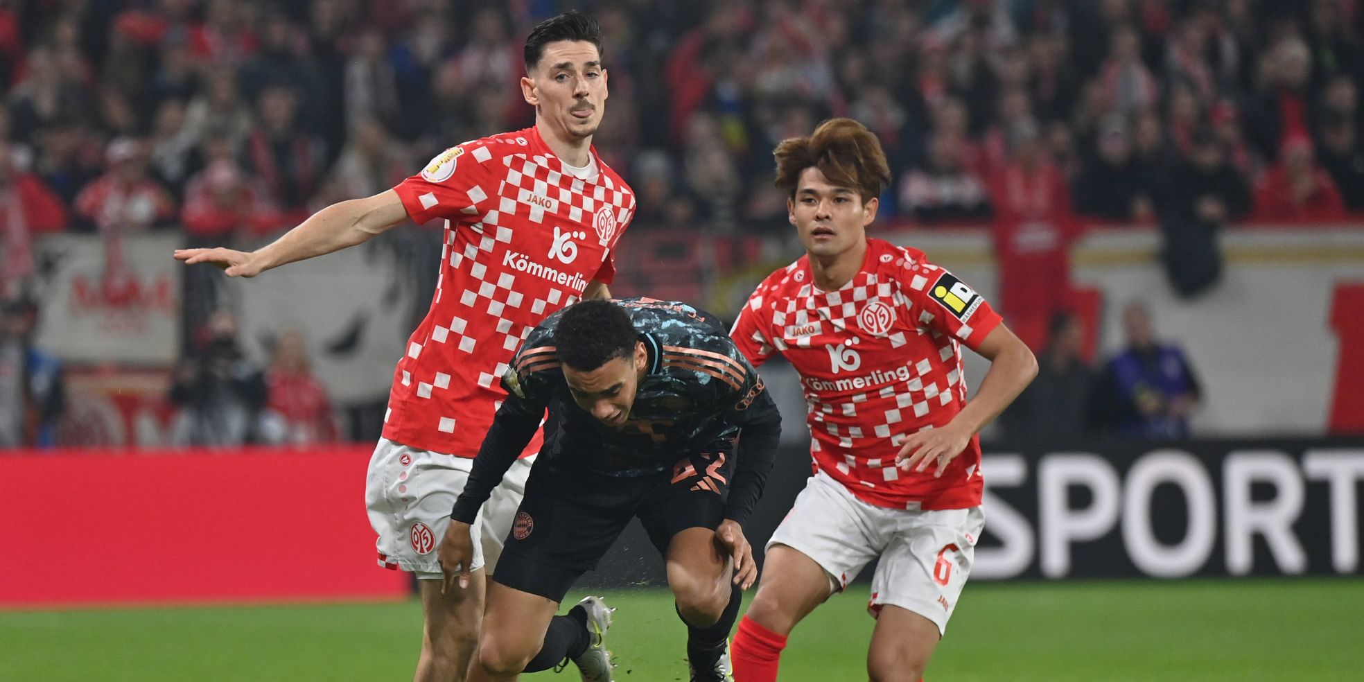 Anthony Caci und Kaishu Sano vom 1. FSV Mainz 05