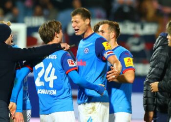 Patrick Erras trifft für Holstein Kiel