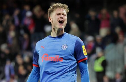 Phil Harres von Holstein Kiel