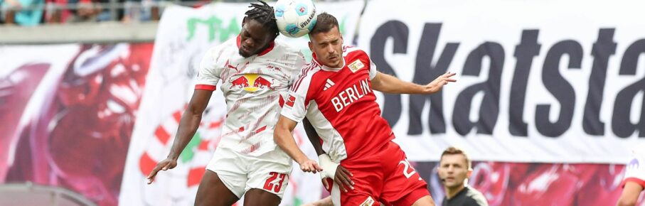 Laszlo Benes von Union Berlin und Castello Lukeba von RB Leipzig