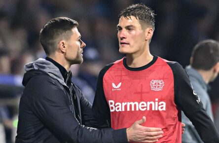 Xabi Alonso und Patrik Schick (Bayer Leverkusen)