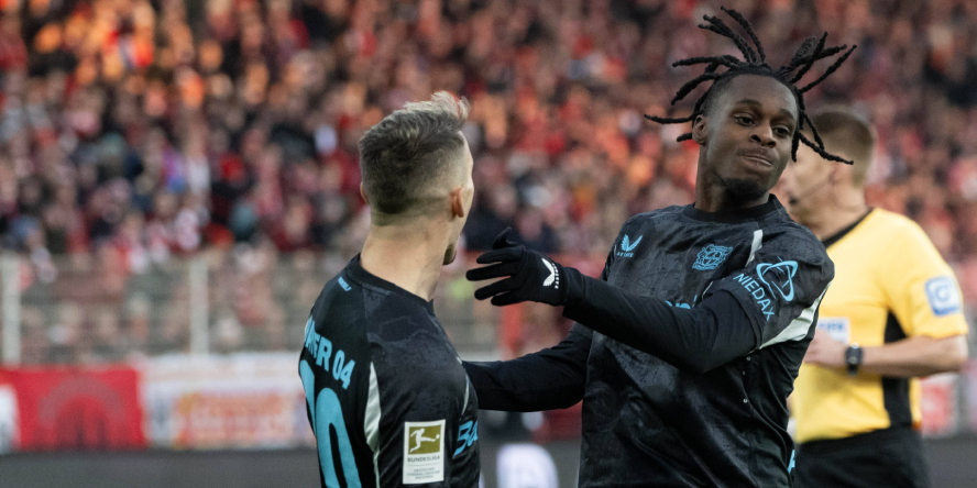 Transfergerüchte um Jeremie Frimpong von Bayer 04 Leverkusen