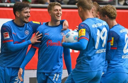 Für Holstein Kiel im Abstiegskampf erfolgreich: Alexander Bernhardsson