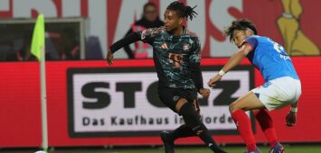 GER, Kiel, Fussball, DFB, Holstein Kiel vs FC Bayern Muenchen, im Holstein Stadion , 14.09.2024, v.l. Michael Olise FC Bayern Muenchen , Shuto Machino Holstein Kiel in aktion, in action DFL regulations prohibit any use of photographs as image sequences and/or quasi-video. *** GER, Kiel, Fußball, DFB, Holstein Kiel vs FC Bayern Muenchen, im Holstein Stadion , 14 09 2024, v l Michael Olise FC Bayern Muenchen , Shuto Machino Holstein Kiel in aktion, in action DFL regulations prohibit any use of photographs as image sequences and or quasi video Copyright: HMBxMedia/FernandoxSoares