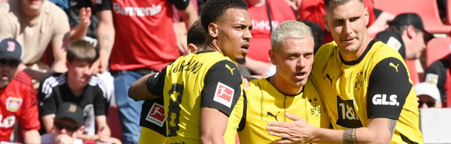 BVB Jubel 1:2, v.li., Felix Nmecha Borussia Dortmund, Julian Ryerson Borussia Dortmund, Niklas Süle Borussia Dortmund, Niklas Suele, Karim Adeyemi Borussia Dortmund Fussball, 11.05.2025, 1. Bundesliga, Saison 2024/2025, 33. Spieltag, Bayer 04 Leverkusen - Borussia Dortmund Leverkusen BayArena Nordrhein Westfalen Deutschland *** BVB cheer 1 2, from left , Felix Nmecha Borussia Dortmund , Julian Ryerson Borussia Dortmund , Niklas Süle Borussia Dortmund , Niklas Suele, Karim Adeyemi Borussia Dortmund Football, 11 05 2025, 1 Bundesliga, Season 2024 2025, 33 Matchday, Bayer 04 Leverkusen Borussia Dortmund Leverkusen BayArena Nordrhein Westfalen Germany Team2