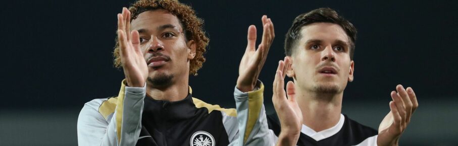 Eintracht Frankfurt: Igor Matanovic (r.) und Hugo Ekitike