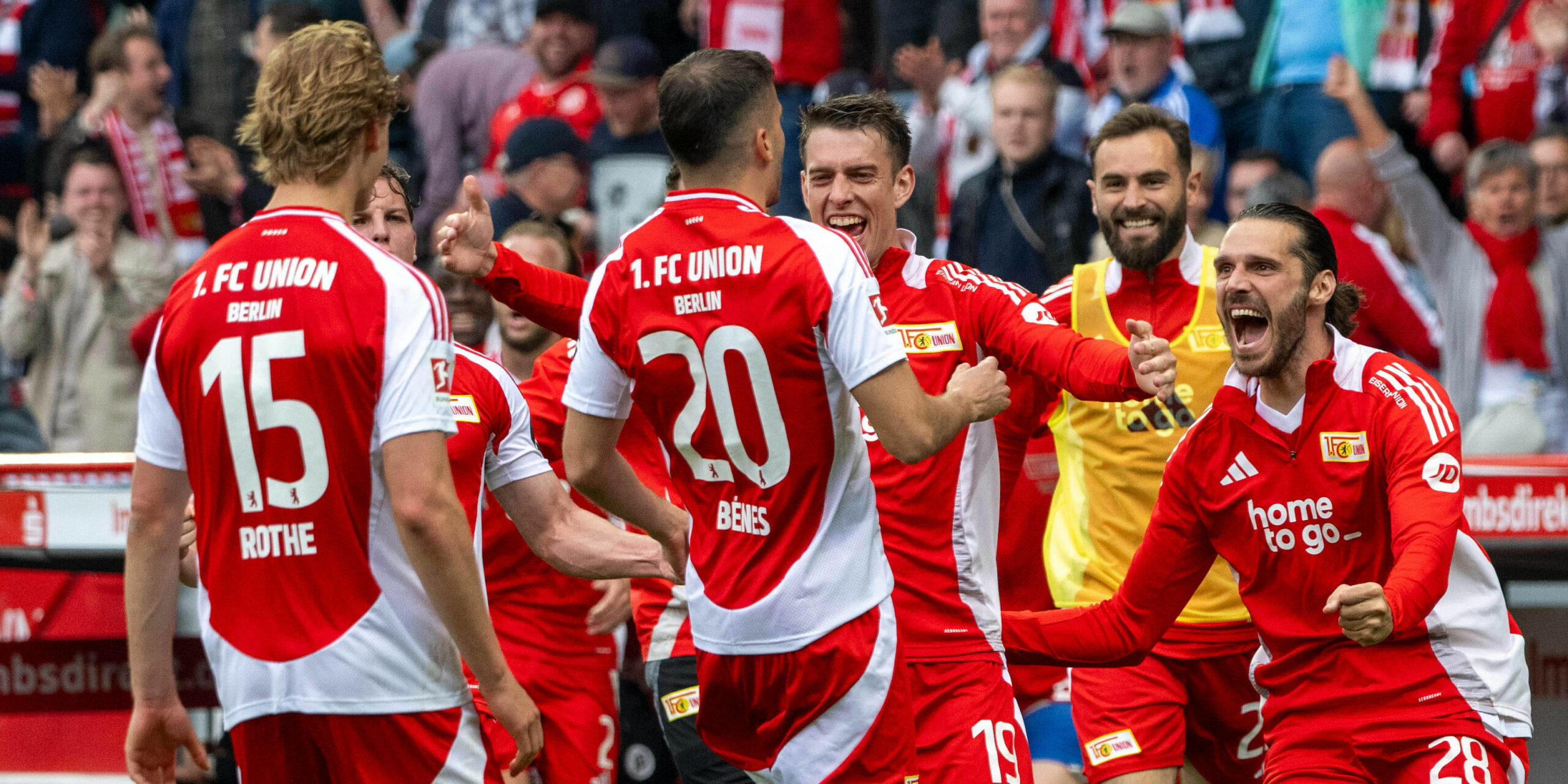 Jubel bei Union Berlin nach dem Tor von Laszlo Benes.