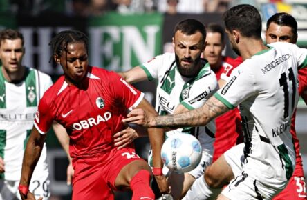 Junior Adamu und Franck Honorat im Sturm-Duell.