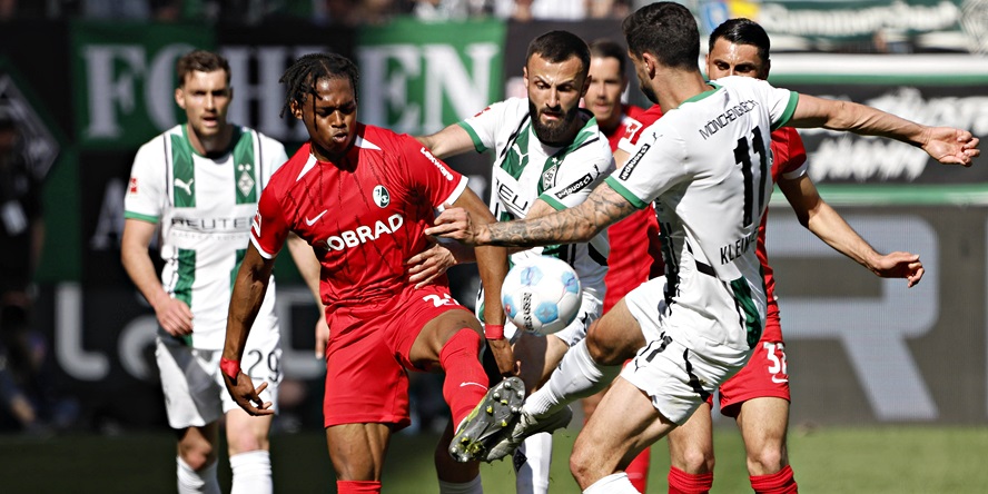 Junior Adamu und Franck Honorat im Sturm-Duell.