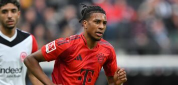Michael Olise vom FC Bayern München und Omar Marmoush von Eintracht Frankfurt