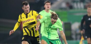 Pascal Groß vom BVB und Lovro Majer vom VfL Wolfsburg